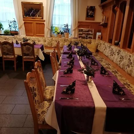 Gasthaus Zipp Asslar Kültér fotó